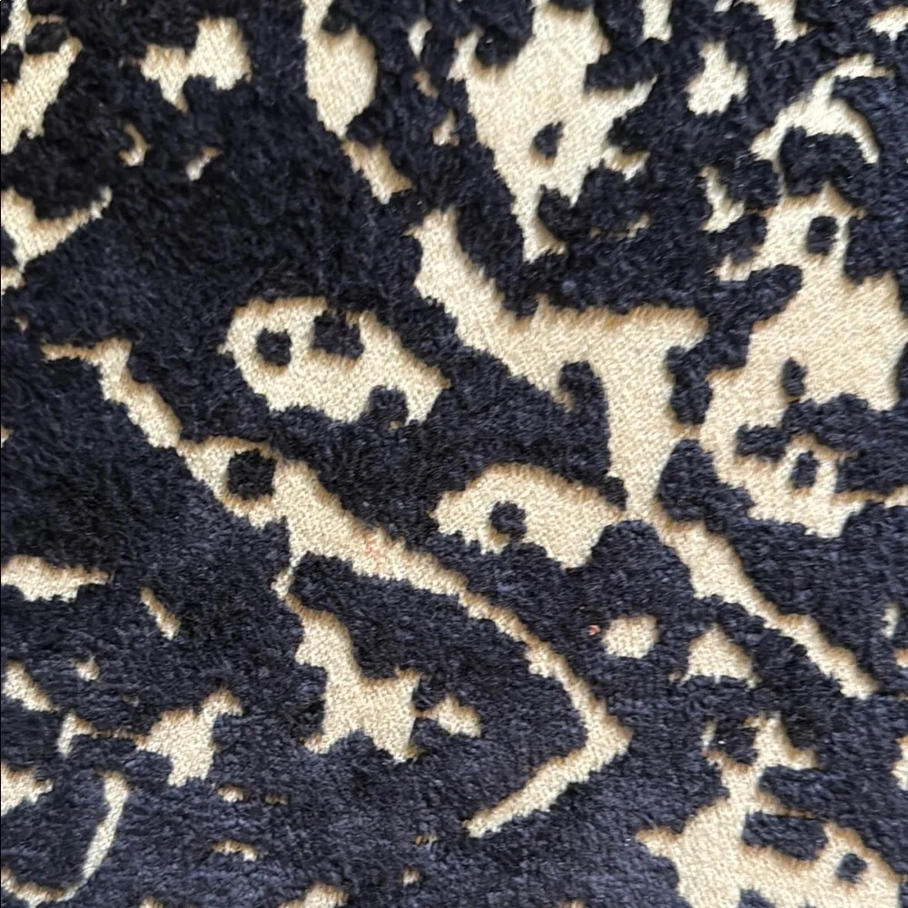 Villa Navy and Cream Velvet Texture‎ Patterned Pillow Cover